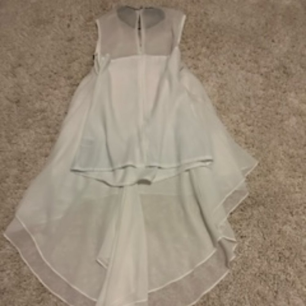 Top - Picture 2 of 2